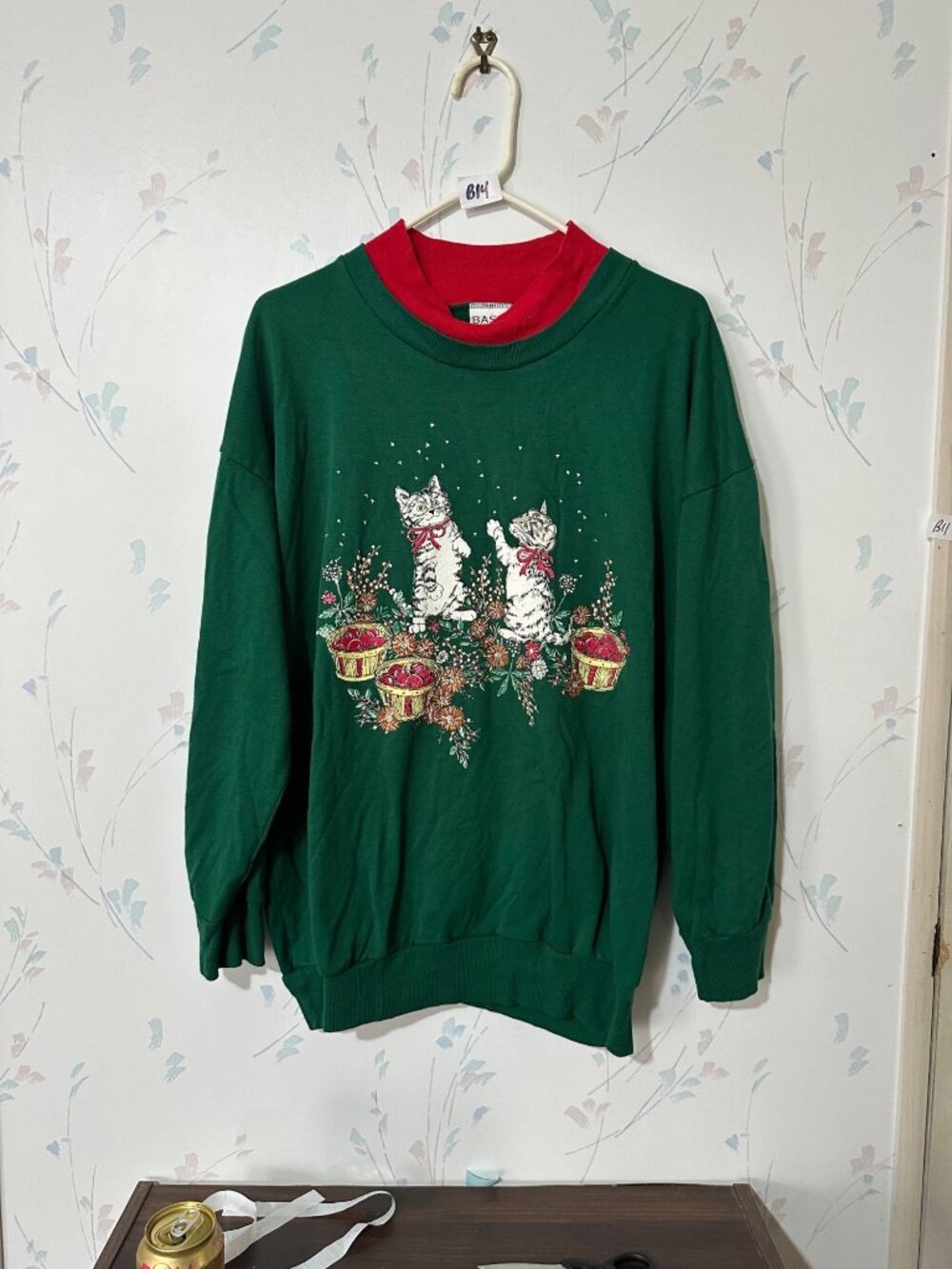 Christmas Cat Sweatshirt Green With Red Collar By Basic Editions 1X Acrylic Holi